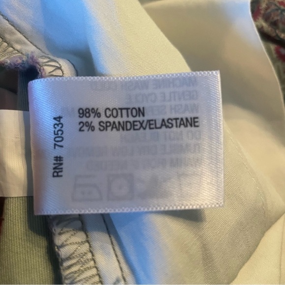 Vintage Orvis women’s Floral ( green/pink/navy) Patterned shorts size 8 - Picture 6 of 6